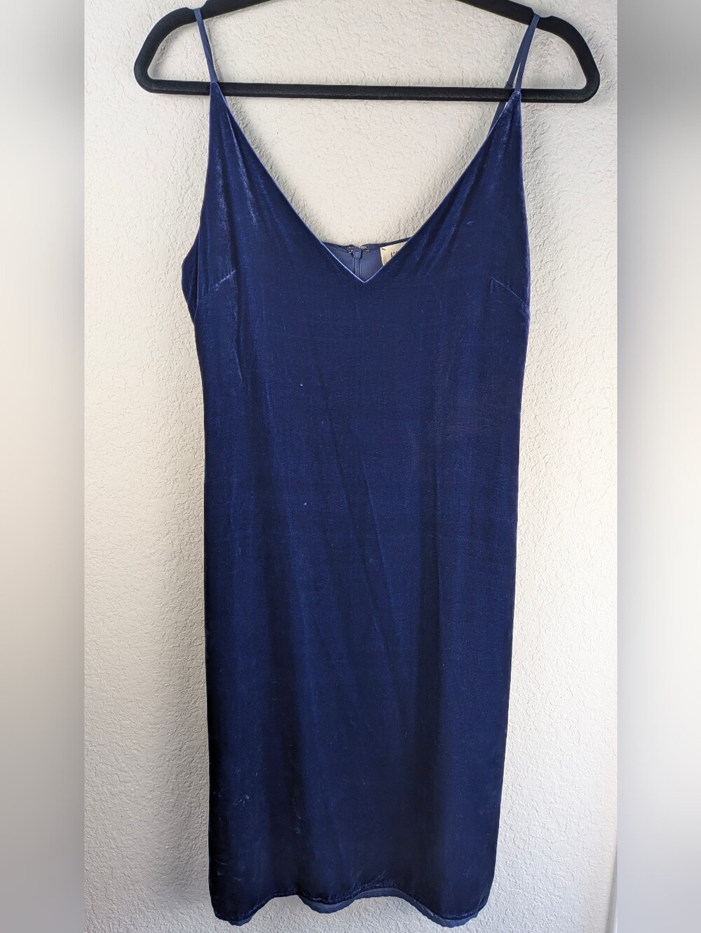 L'AGENCE Constance Velvet Midi Dress S Navy Sleeveless Adjustable Straps Lined